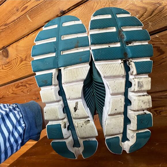 On running cloudswift team Color Storm Size 9 - Picture 7 of 7